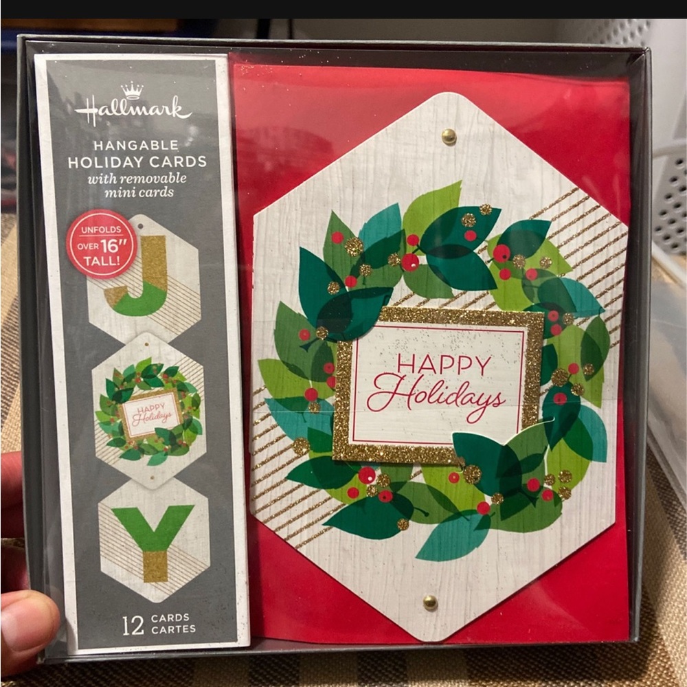 Hallmark 12 in box Christmas cards envelopes included.